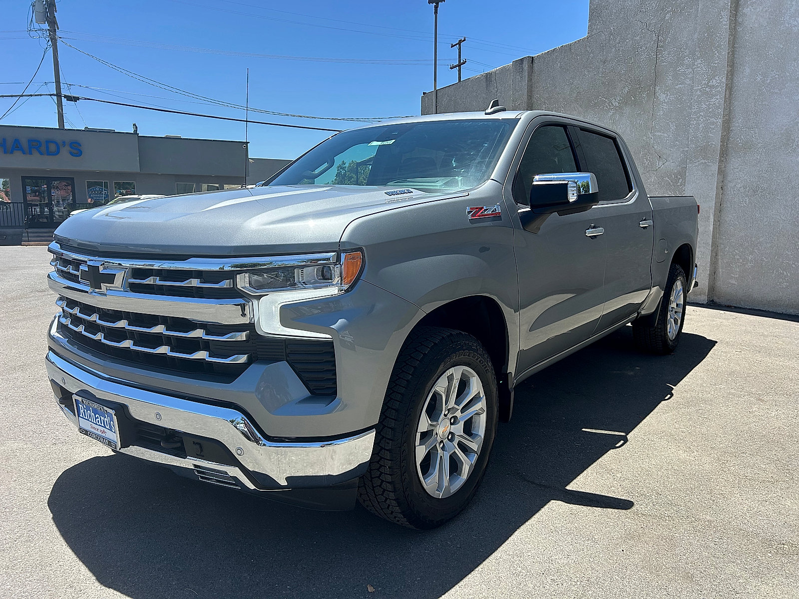 New 2026 Chevrolet Silverado 1500 LTZ w/ LTZ Premium Package AWD/4WD image 7