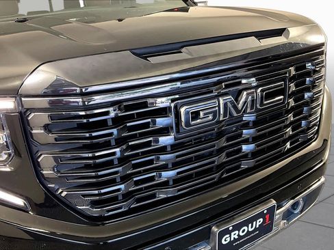 Used 2023 GMC Sierra 1500 Denali Ultimate AWD/4WD image 29