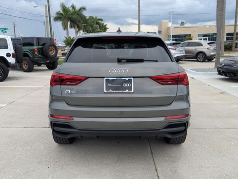 Used 2023 Audi Q3 2.0T Premium Plus w/ Premium Plus Package AWD/4WD image 4