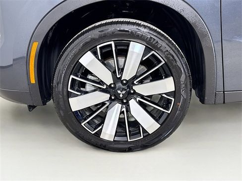 Used 2025 Mitsubishi Outlander SE image 33