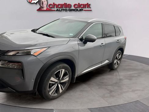 Used 2023 Nissan Rogue SL w/ SL Premium Package FWD image 1