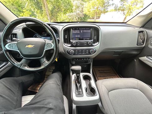 Used 2020 Chevrolet Colorado LT w/ Safety Package AWD/4WD image 16