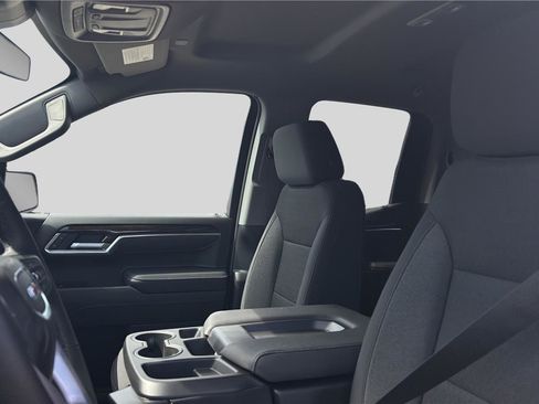 New 2026 GMC Sierra 1500 Elevation image 16