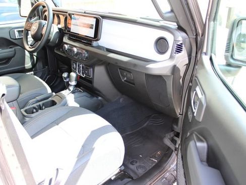 New 2026 Jeep Wrangler Unlimited Sport AWD/4WD image 43