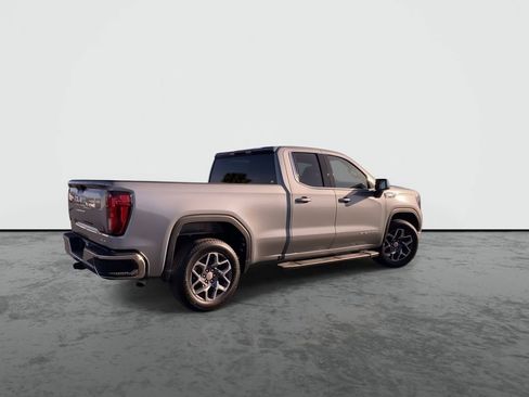 New 2026 GMC Sierra 1500 SLE image 8