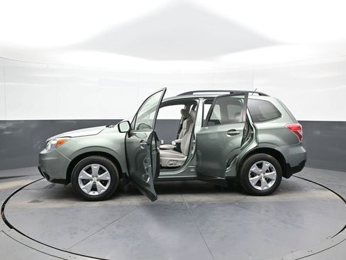 Used 2015 Subaru Forester 2.5i Premium w/ All-Weather Package image 42