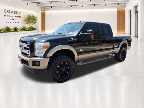 Used 2014 Ford F250 King Ranch w/ FX4 Off-Road Package AWD/4WD image 4