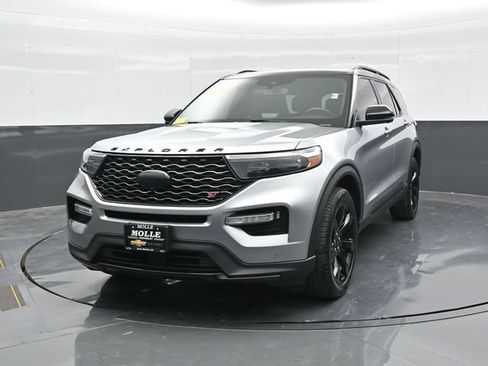 Used 2023 Ford Explorer ST w/ Equipment Group 401A AWD/4WD image 2