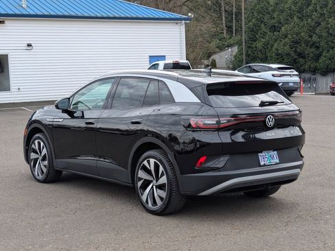 Certified 2022 Volkswagen ID.4 Pro S w/ Gradient Package image 3