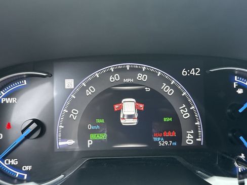 Used 2024 Toyota RAV4 XLE w/ Convenience Package AWD/4WD image 10