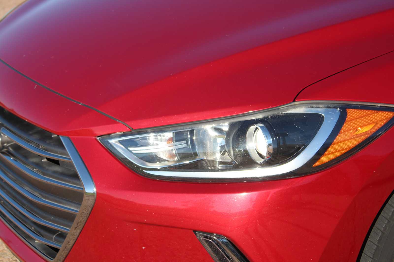 Used 2017 Hyundai Elantra Limited FWD image 6