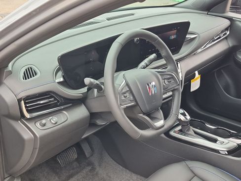 New 2026 Buick Envista Sport Touring w/ Convenience I Package FWD image 10