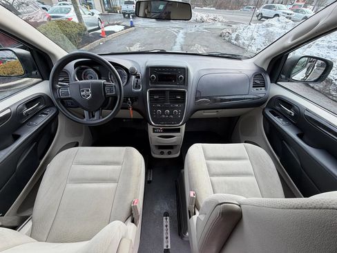 Used 2015 Dodge Grand Caravan SE w/ Quick Order Package 29E SE image 29