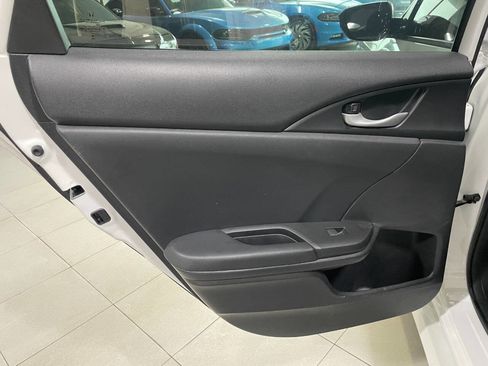 Used 2019 Honda Civic Sport image 17