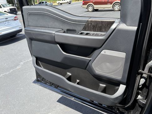 Used 2024 Ford F250 Lariat AWD/4WD image 14