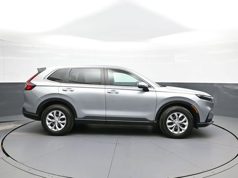 Certified 2025 Honda CR-V LX image 5