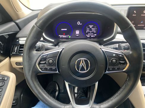 Used 2024 Acura MDX SH-AWD w/ Technology Package image 12