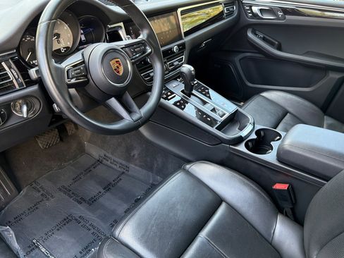 Used 2022 Porsche Macan S w/ Premium Package Plus AWD/4WD image 9
