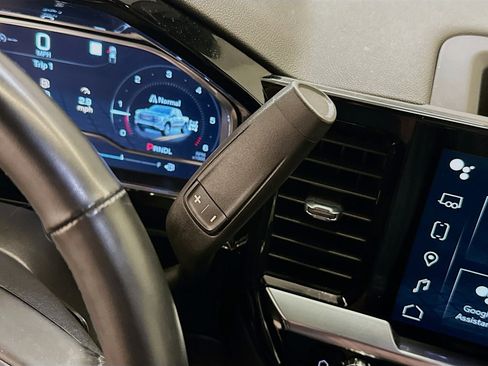 Used 2023 GMC Sierra 1500 Elevation image 25