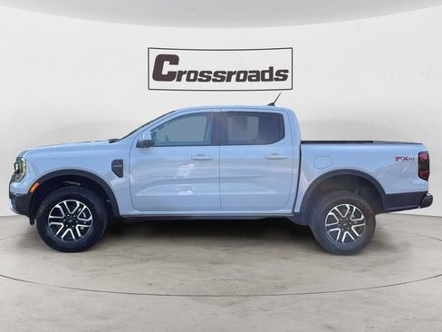 Used 2026 Ford Ranger Lariat w/ FX4 Off-Road Package AWD/4WD image 2