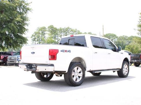 Used 2018 Ford F150 Lariat w/ Equipment Group 502A Luxury AWD/4WD image 5
