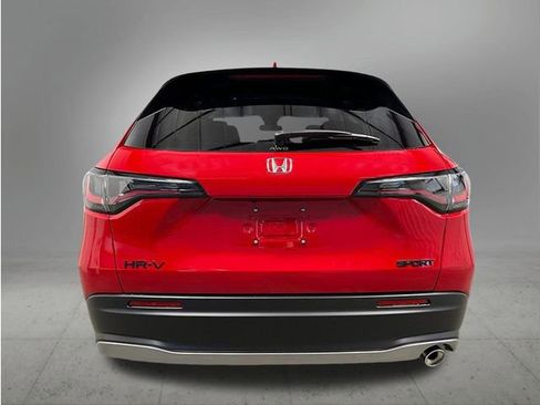 New 2026 Honda HR-V Sport image 4