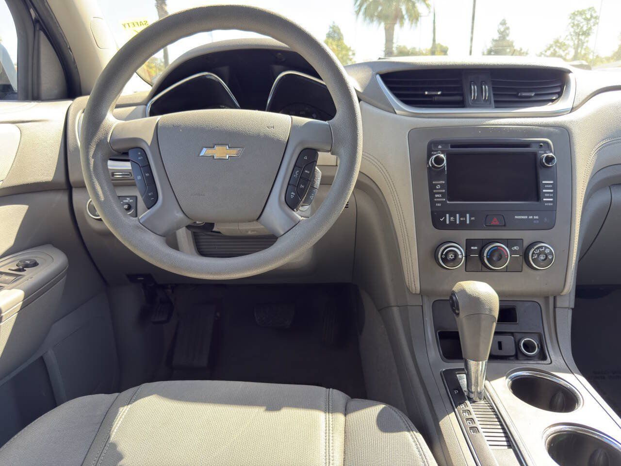 Used 2016 Chevrolet Traverse LS w/ LPO, 'HIT The Road' Package FWD image 15