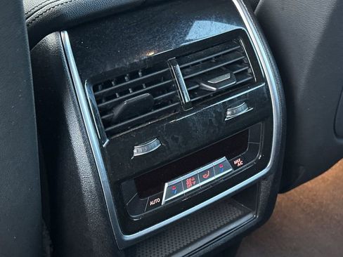 Used 2022 BMW X5 xDrive45e w/ Parking Assistance Package image 13