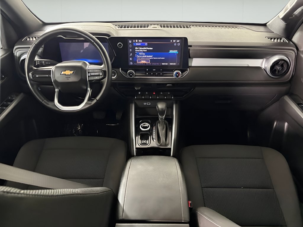 Used 2024 Chevrolet Colorado LT AWD/4WD image 30