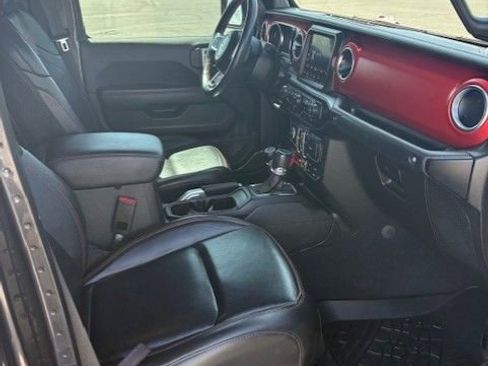 Used 2022 Jeep Gladiator Rubicon w/ LED Lighting Group image 15