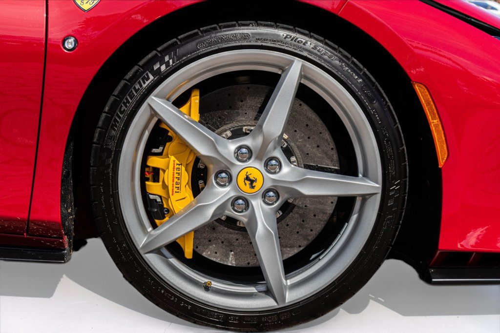 Certified 2022 Ferrari F8 Tributo RWD image 59