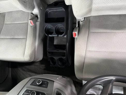 Used 2015 Honda Odyssey LX image 27