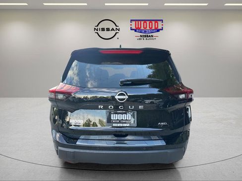 New 2026 Nissan Rogue SV w/ SV Premium Package image 4