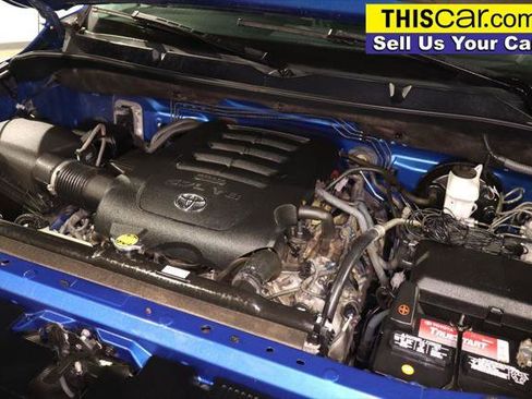 Used 2017 Toyota Tundra SR5 w/ SR5 Upgrade Package image 28