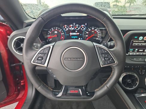 Used 2018 Chevrolet Camaro SS RWD image 21
