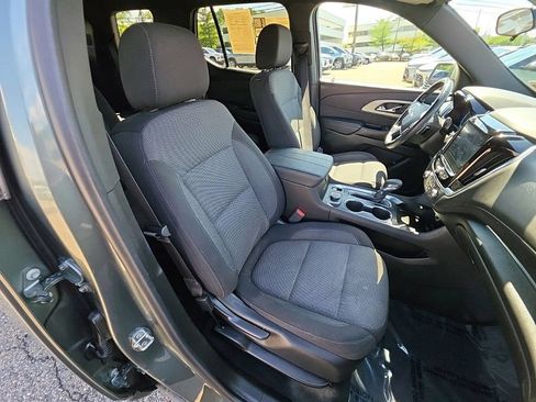 Used 2022 Chevrolet Traverse LT w/ LPO, Floor Liner Package AWD/4WD image 7