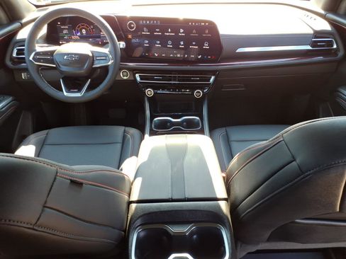 Used 2026 Chevrolet Traverse Z71 w/ Driver Confidence Package image 11