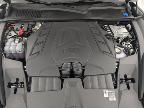 New 2026 Porsche Cayenne Turbo AWD/4WD image 26