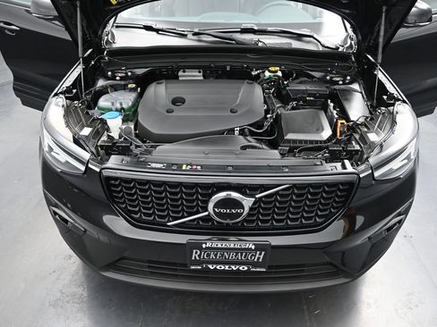 Used 2024 Volvo XC40 B5 Plus w/ Protection Package Premier AWD/4WD image 20