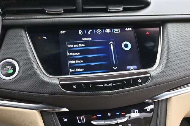 Used 2017 Cadillac XT5 Luxury w/ Driver Awareness Package AWD/4WD image 23