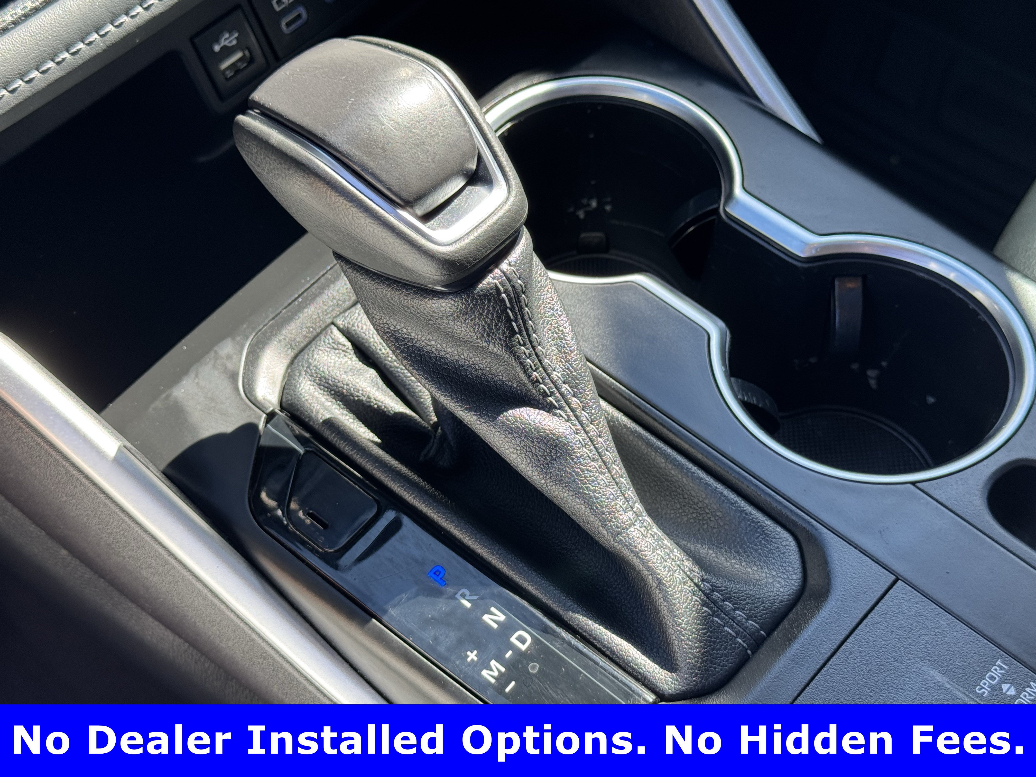 Used 2022 Toyota Highlander XLE FWD image 18