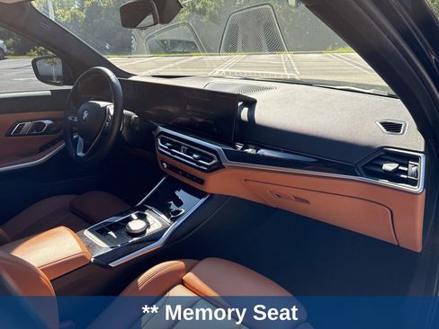 Used 2023 BMW 330i Sedan w/ Premium Package image 19