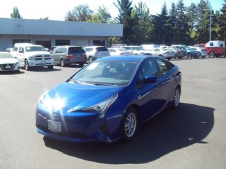 Used 2017 Toyota Prius Two FWD video 1