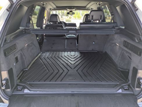 Used 2022 BMW X5 xDrive45e w/ Climate Comfort Package image 10