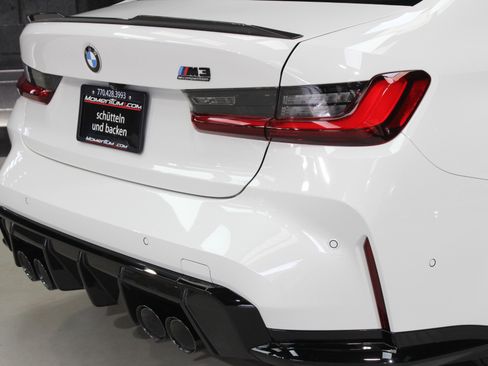 Used 2022 BMW M3 Competition w/ M Carbon Exterior Package image 19