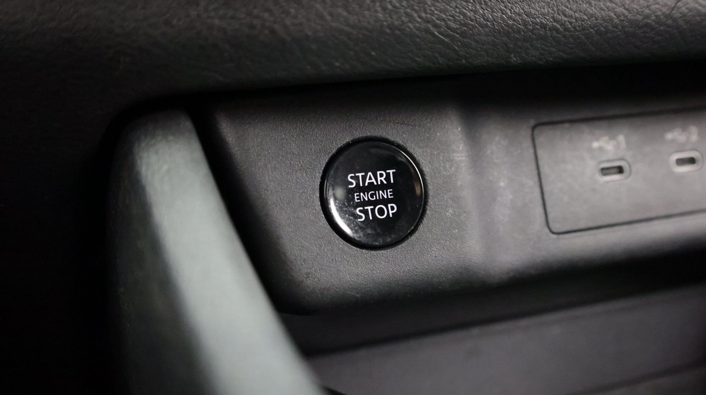 Used 2024 Nissan Rogue SV AWD/4WD image 21