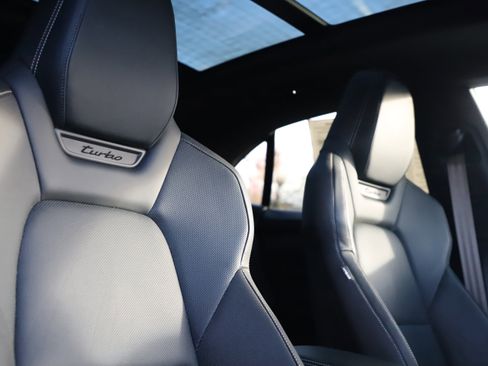 Used 2024 Porsche Macan Turbo Electric image 13