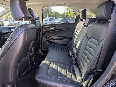 Used 2024 Ford Edge SEL w/ Convenience Package image 13