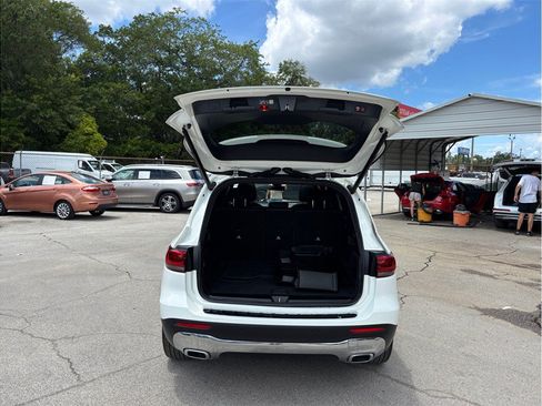 Used 2023 Mercedes-Benz GLB 250 4MATIC image 47