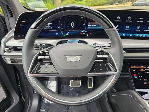 New 2027 Cadillac Vistiq Luxury AWD/4WD image 27
